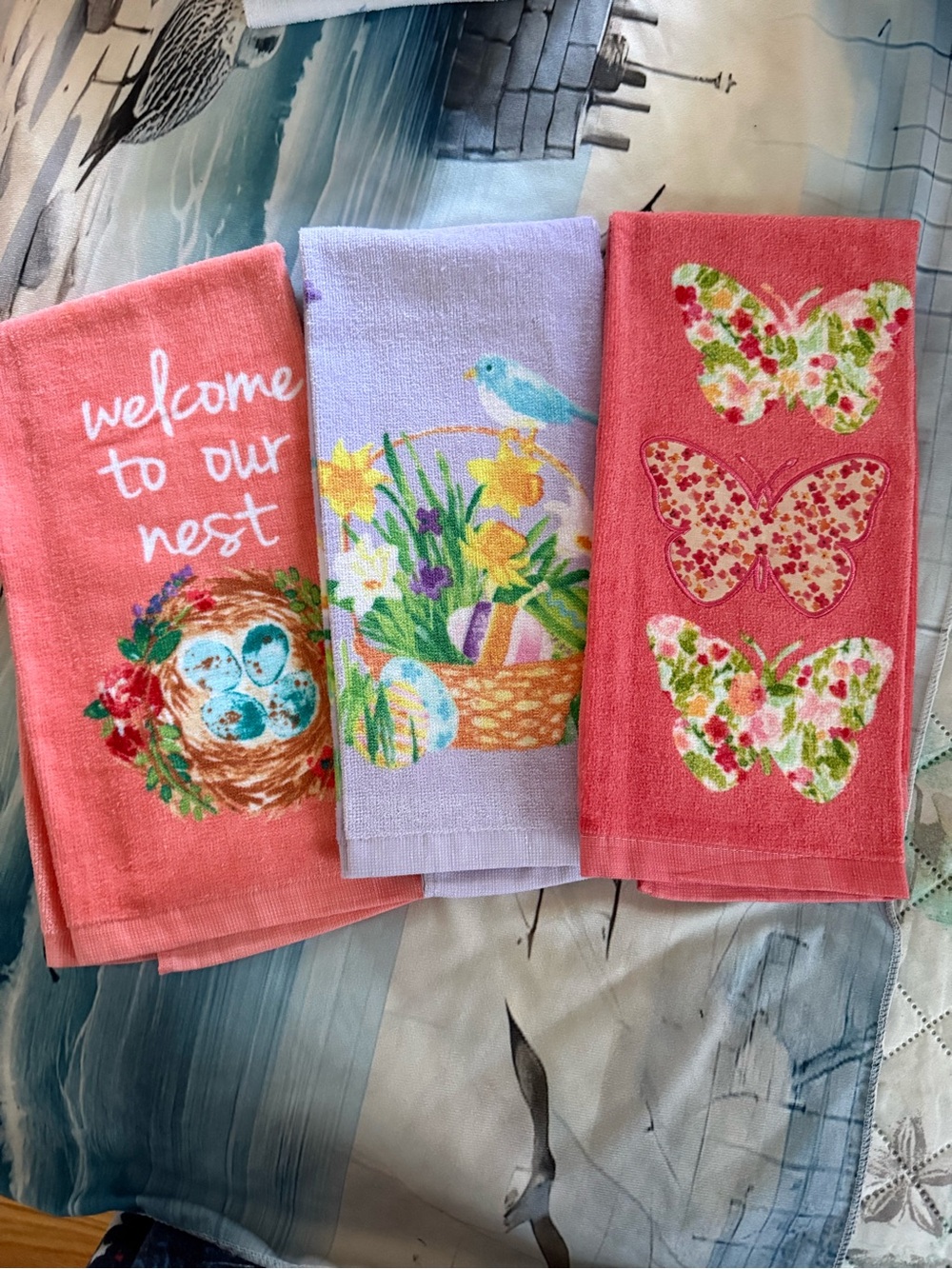 New Set of 3 Spring Holiday Towels